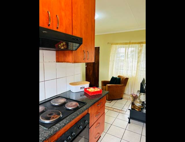 2 BEDROOM APARTMENT FOR SALE IN SHARONLEA